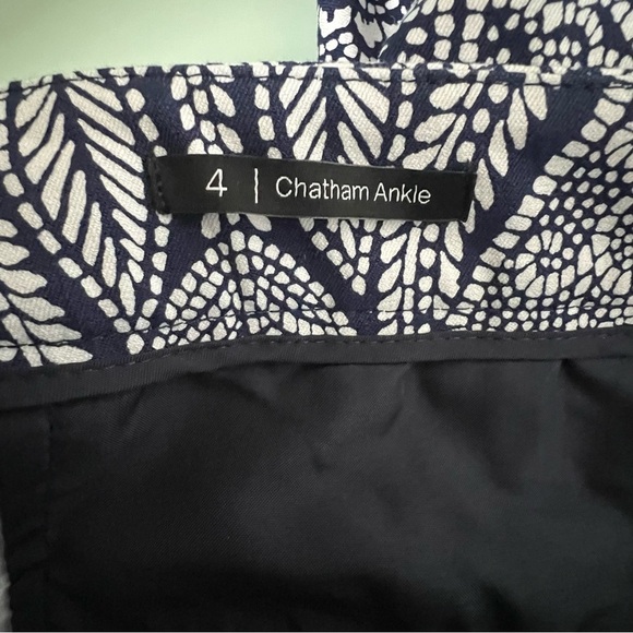 New Talbots Chatham Ankle Pants 4 NAVY Floral Paisley Stretch Pockets Career - Picture 7 of 15